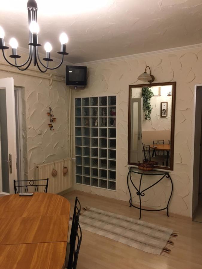 Tocc Apartman Gyál Eksteriør bilde