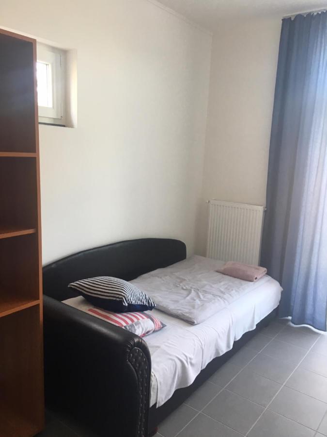 Tocc Apartman Gyál Eksteriør bilde