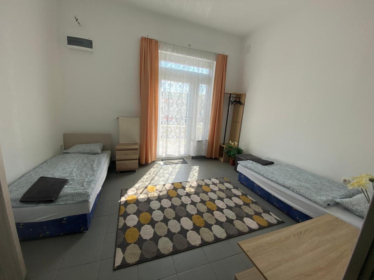 Tocc Apartman Gyál Eksteriør bilde